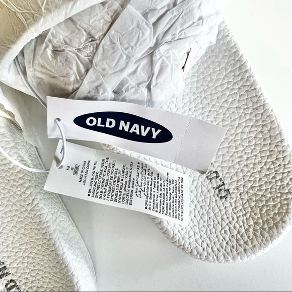 Old Navy Slides - Picture 4 of 13